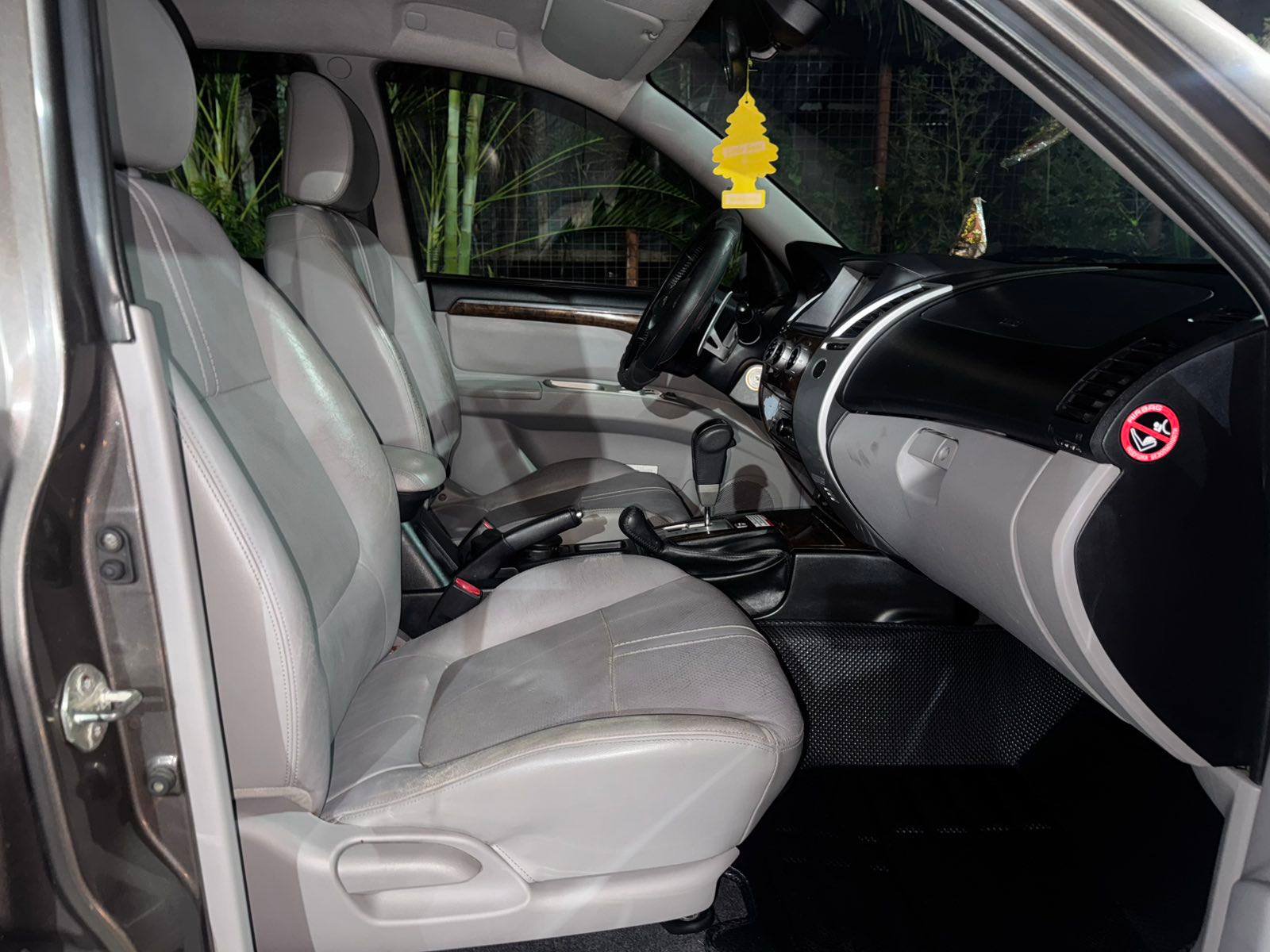 Mitsubishi Montero GTV Series 2013