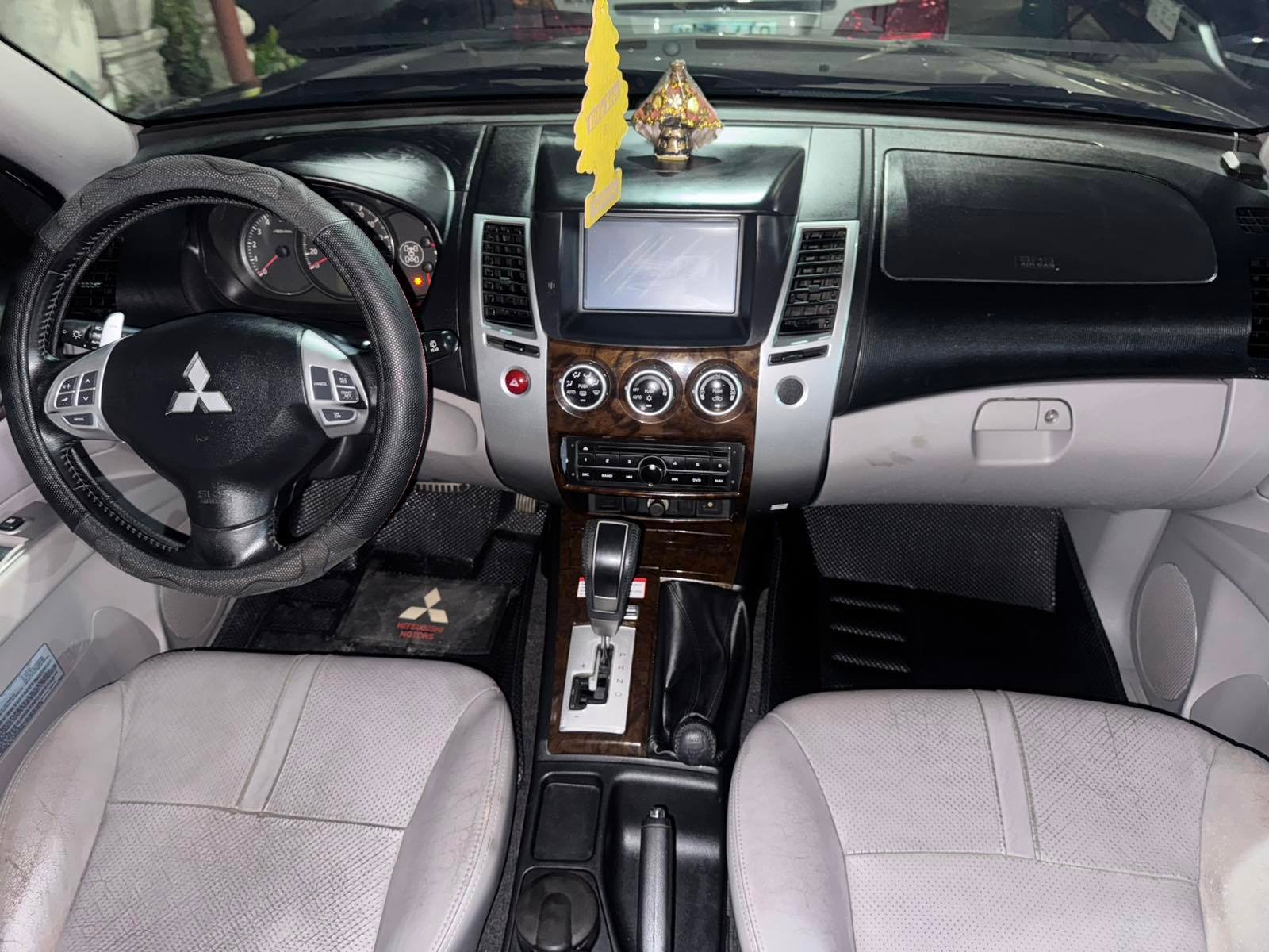 Mitsubishi Montero GTV Series 2013