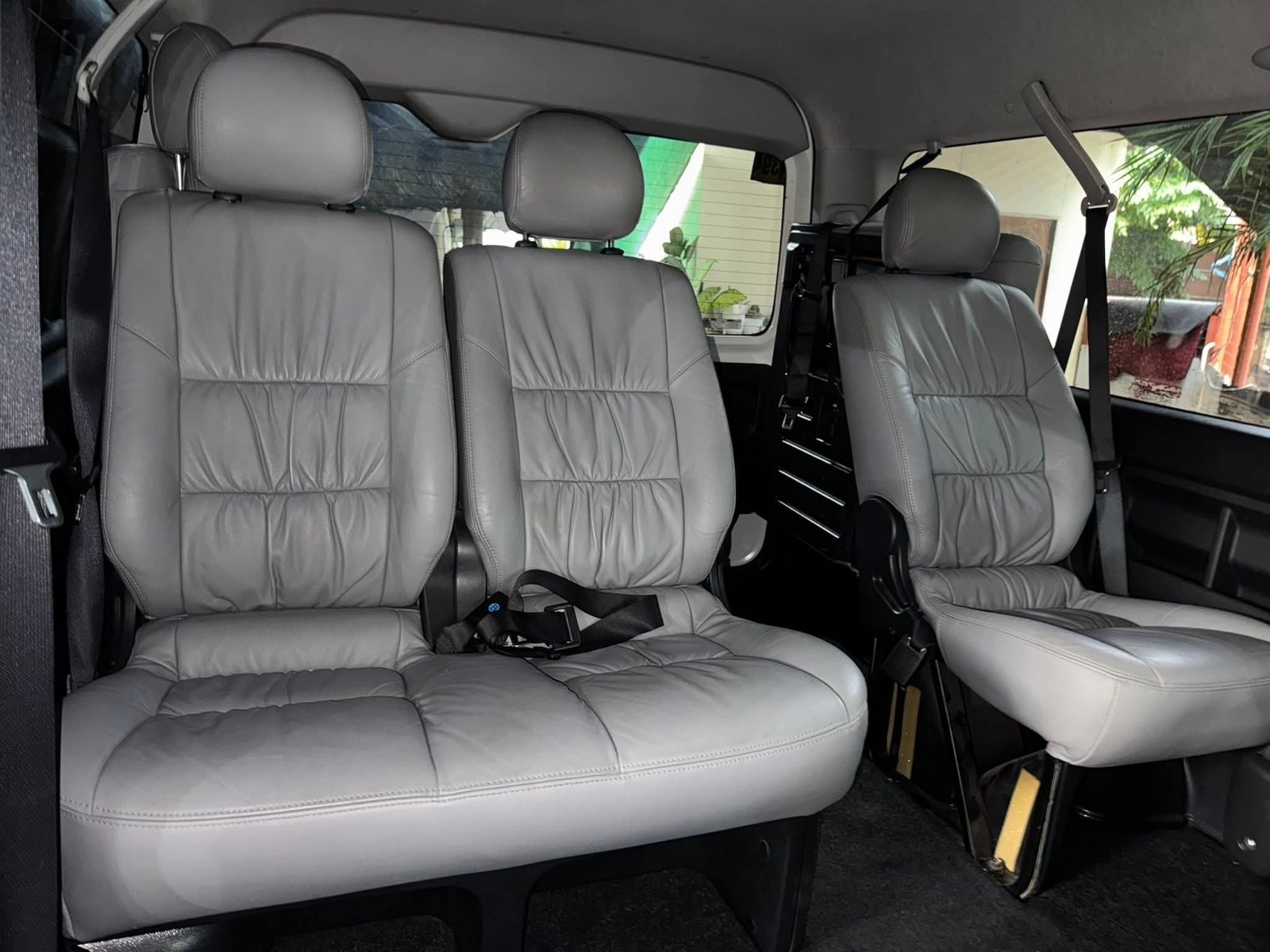 Toyota Hi-Ace Supergrandia Series 2016