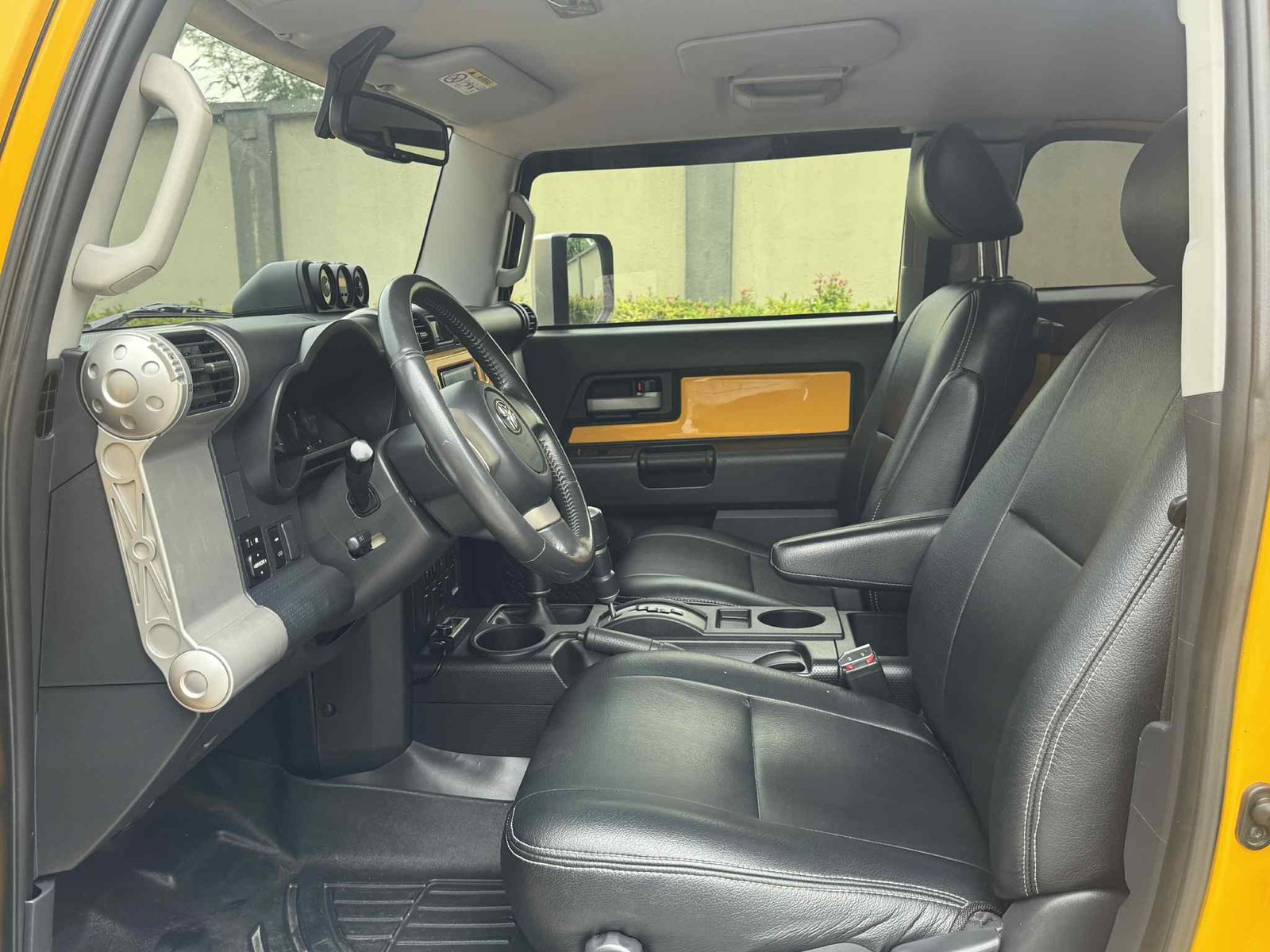 Toyota FJ Cruiser Series 2015