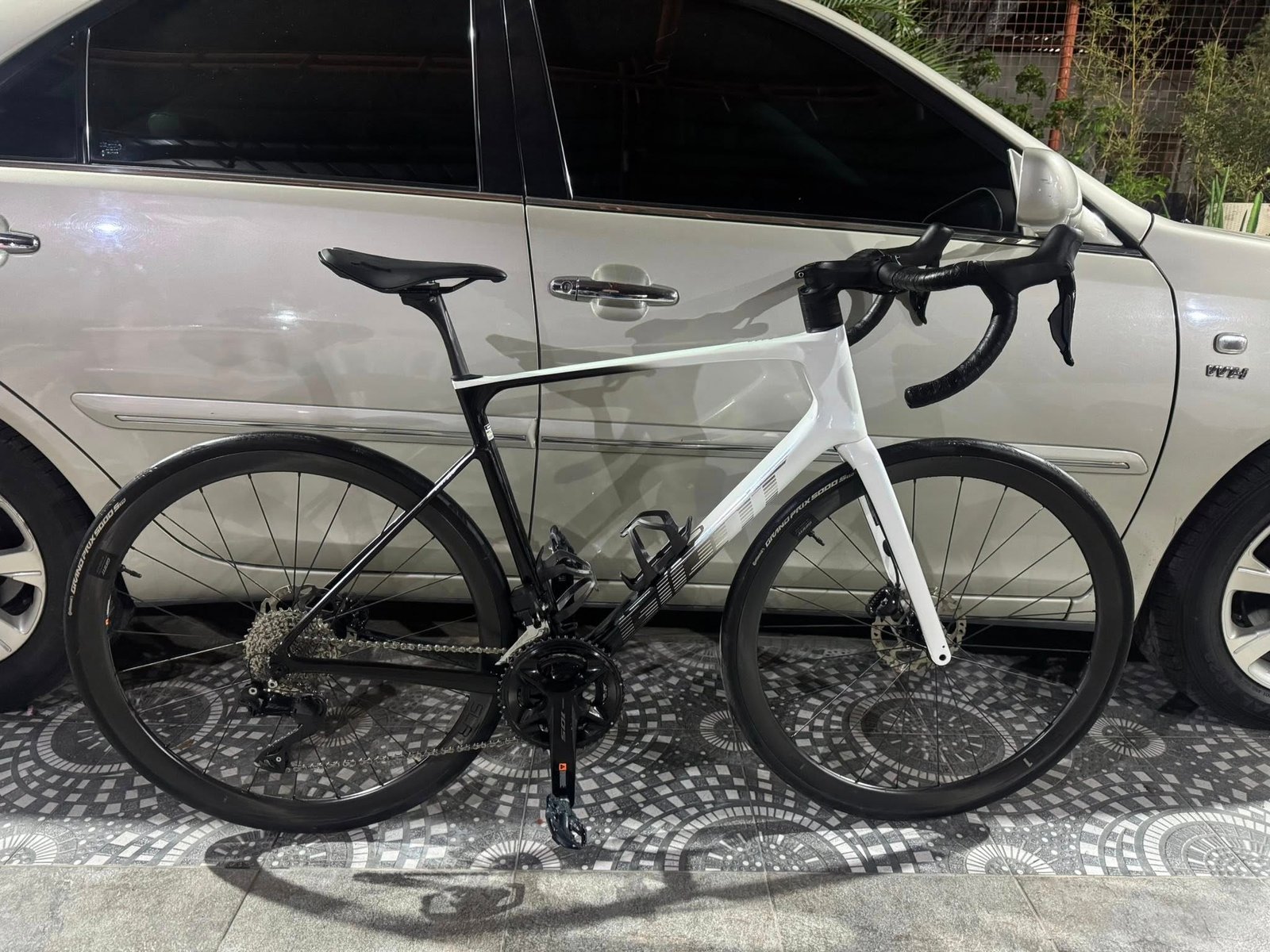 Giant Defy Advance Pro 2 Series 2024