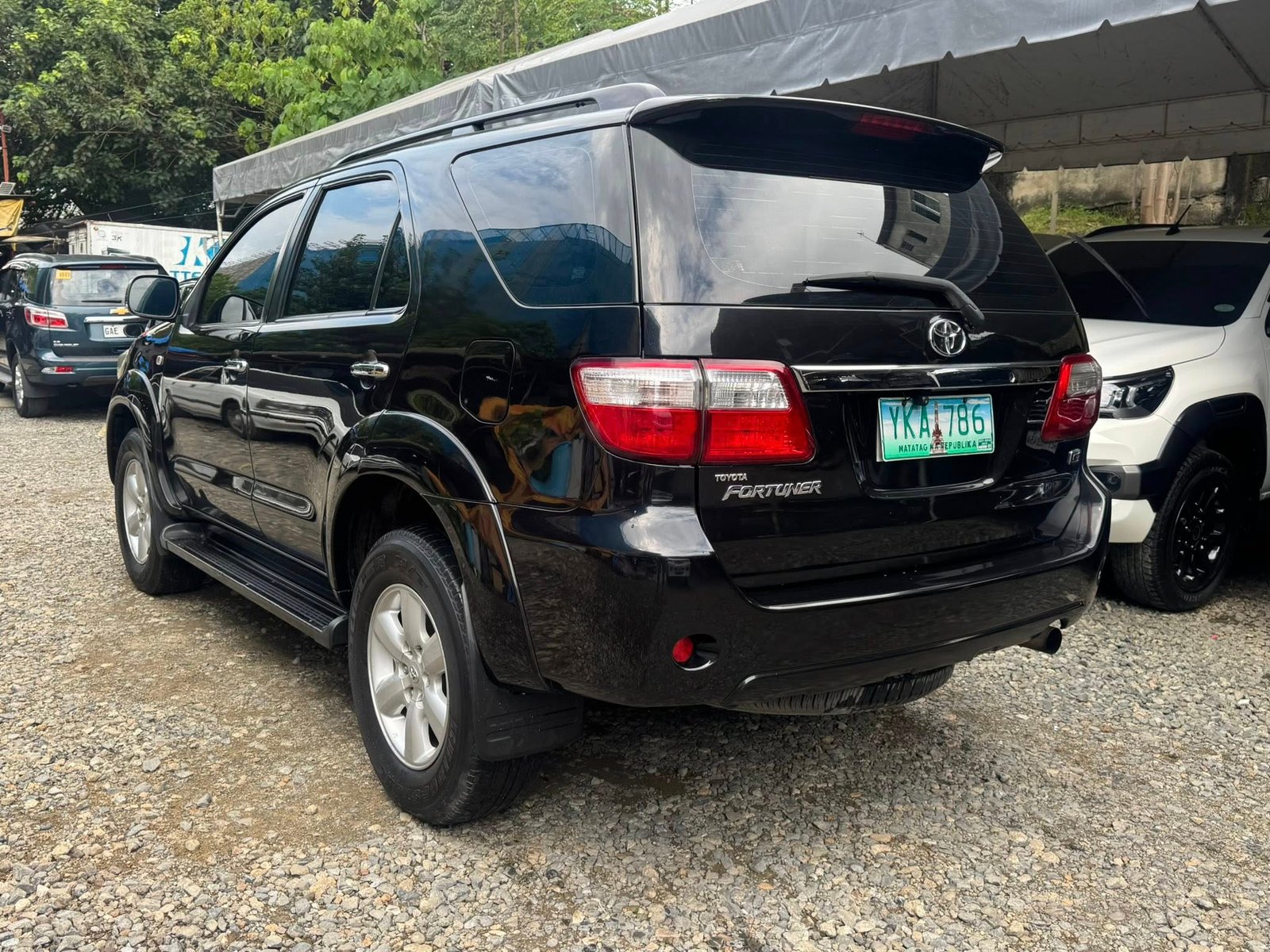 Toyota Fortuner G Series 2011
