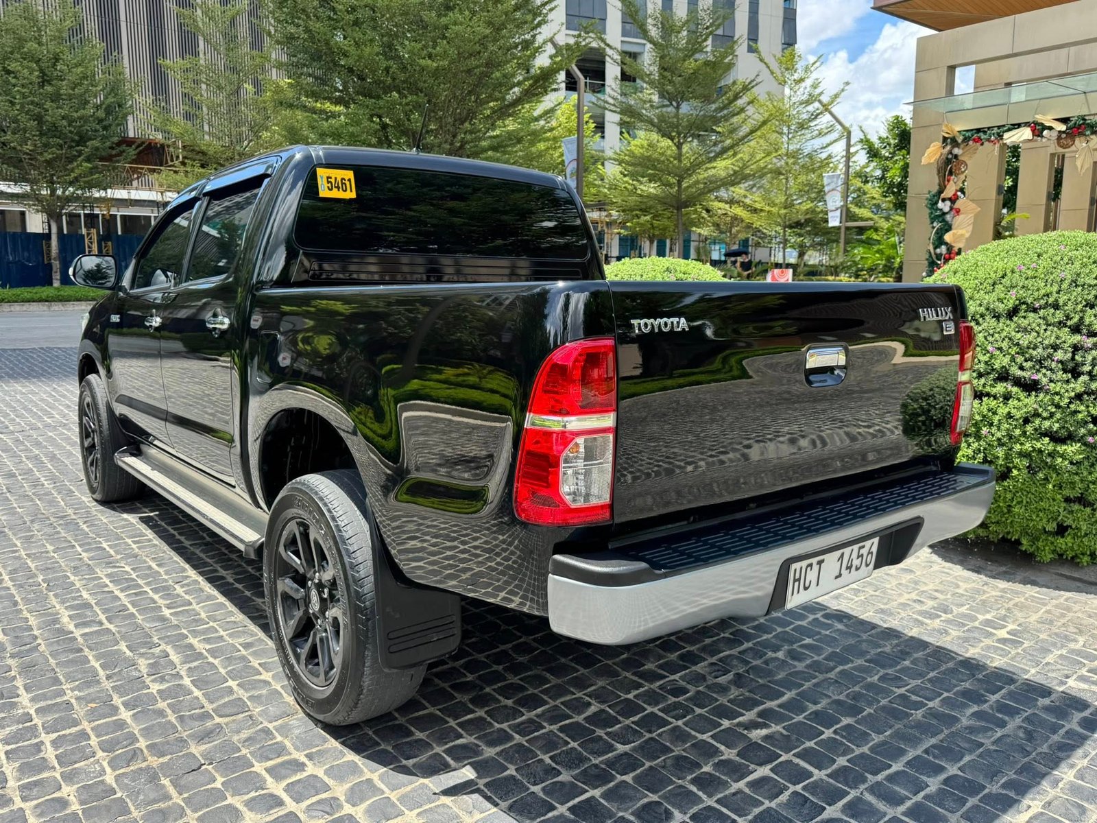 Toyota Hilux E SERIES 2015