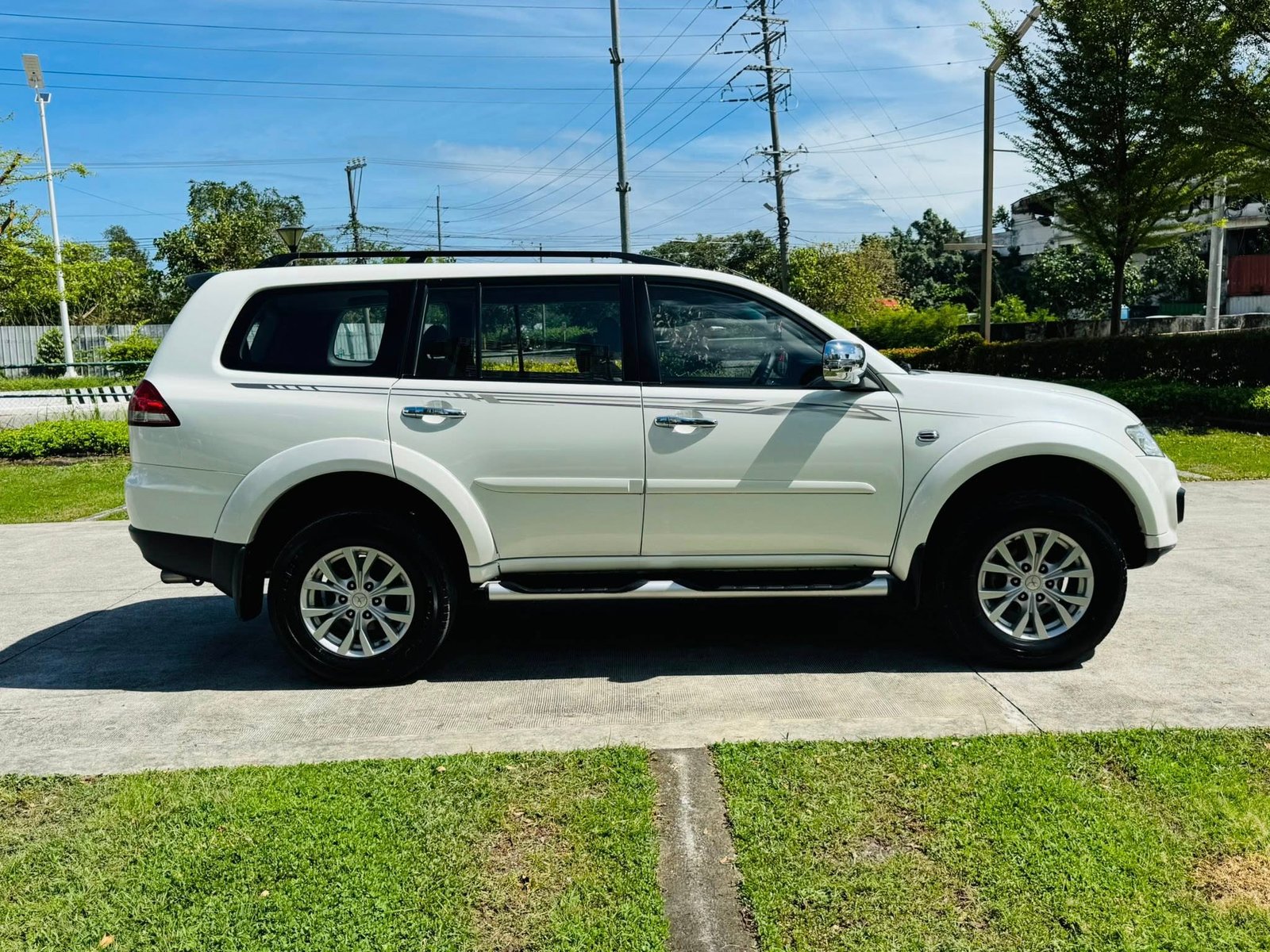 Mitsubishi Montero GLS-V Series 2015