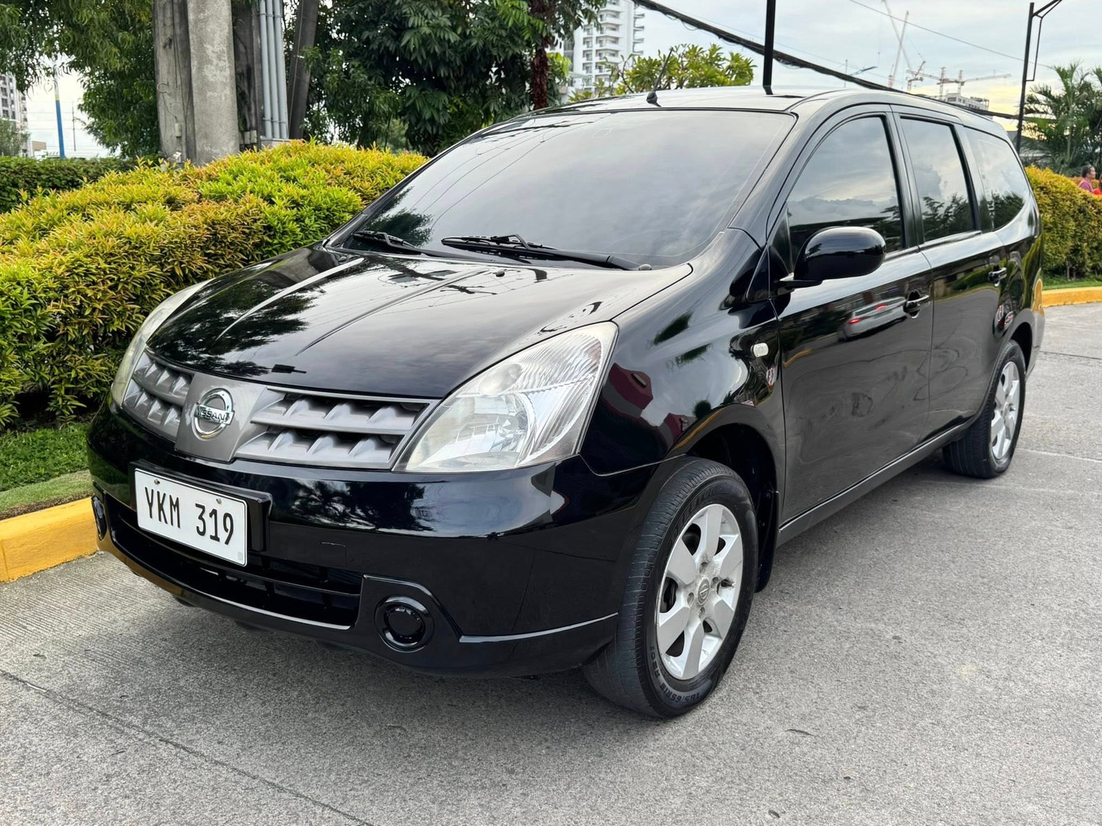 Nissan Livina Series 2012