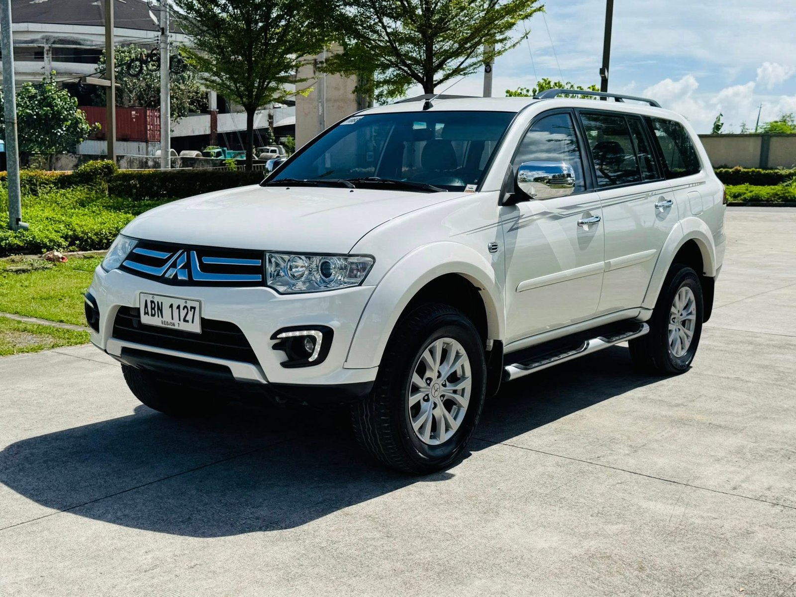 Mitsubishi Montero GLS-V Series 2015