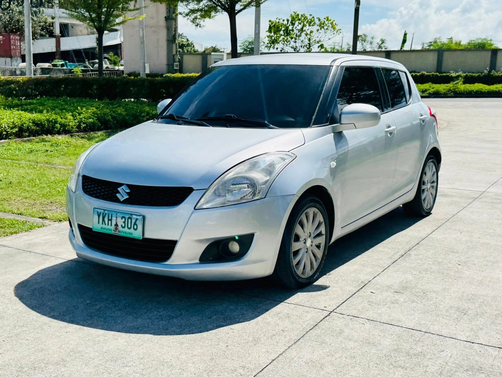 Suzuki Swift Series 2012
