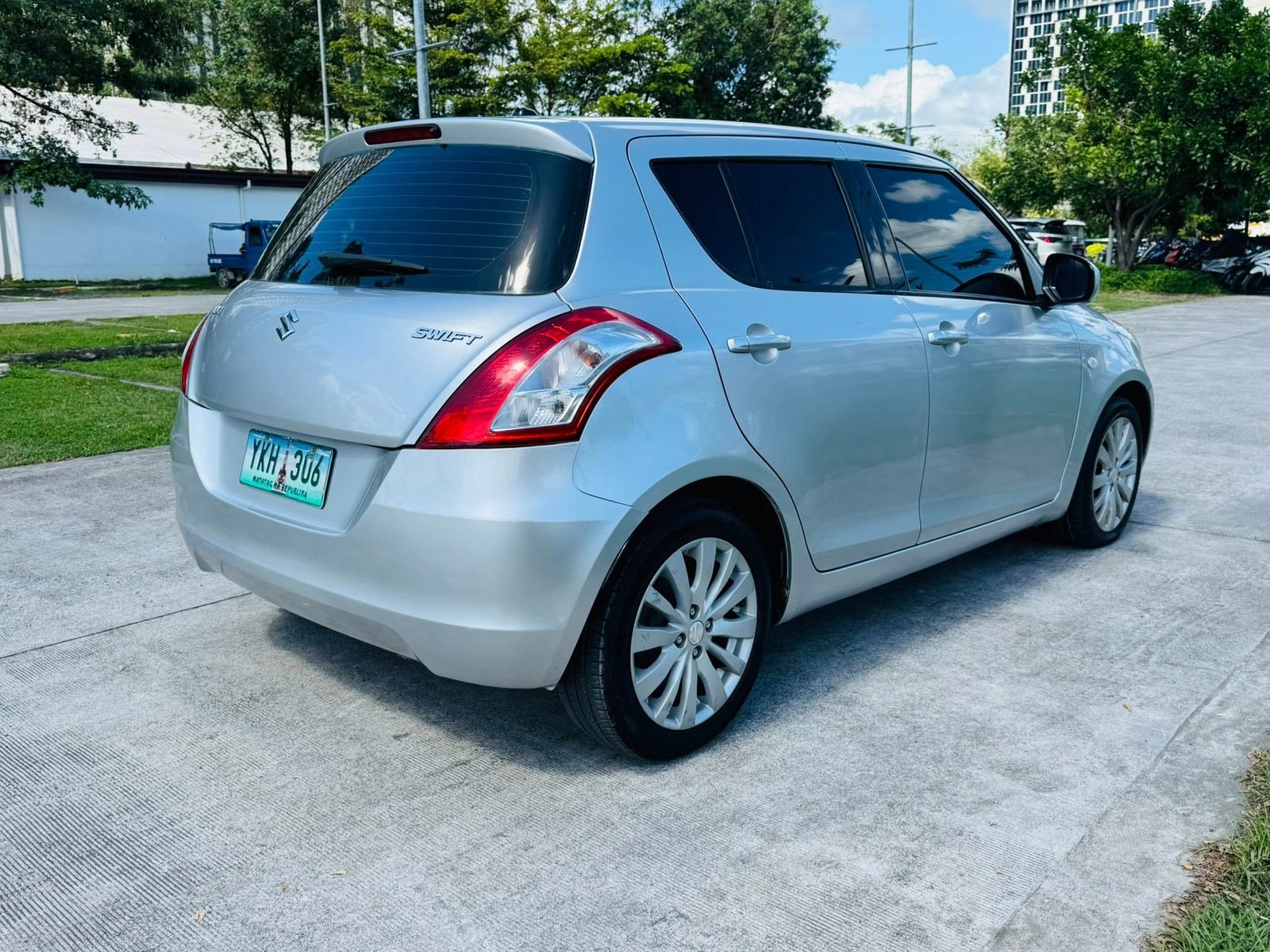 Suzuki Swift Series 2012